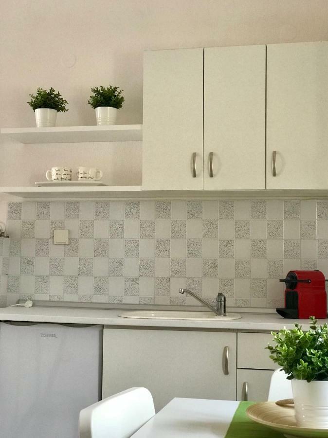 Sand & Sea Design Apartment Пефкохори Экстерьер фото